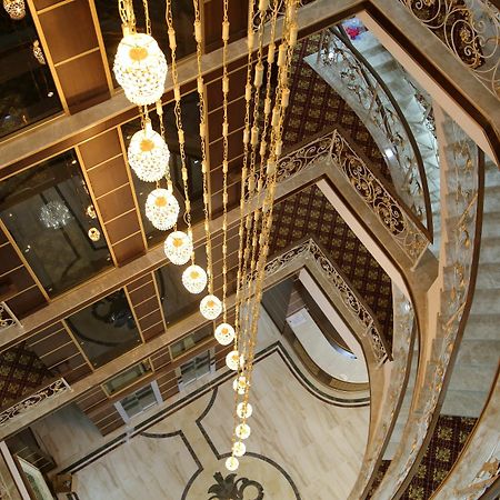Atlas Hotel Баку Екстериор снимка
