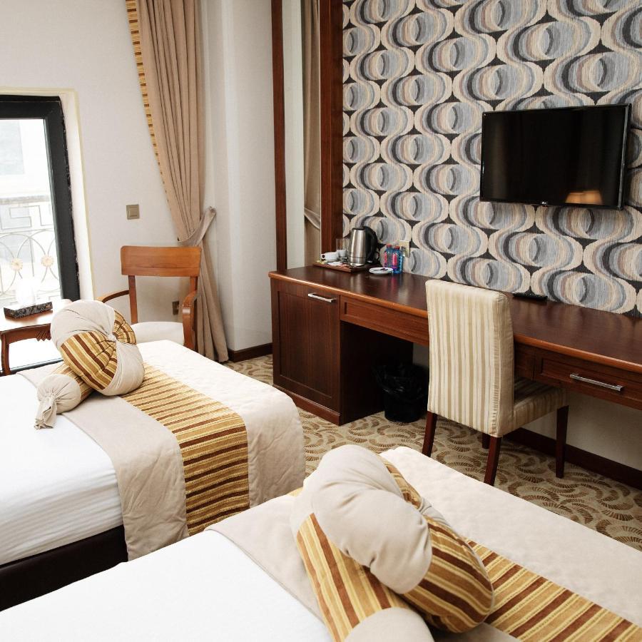 Atlas Hotel Баку Екстериор снимка
