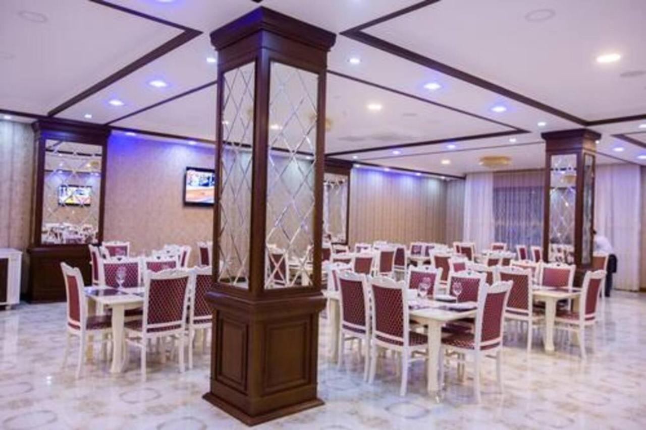 Atlas Hotel Баку Екстериор снимка
