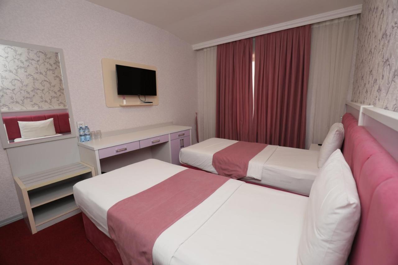 Atlas Hotel Баку Екстериор снимка