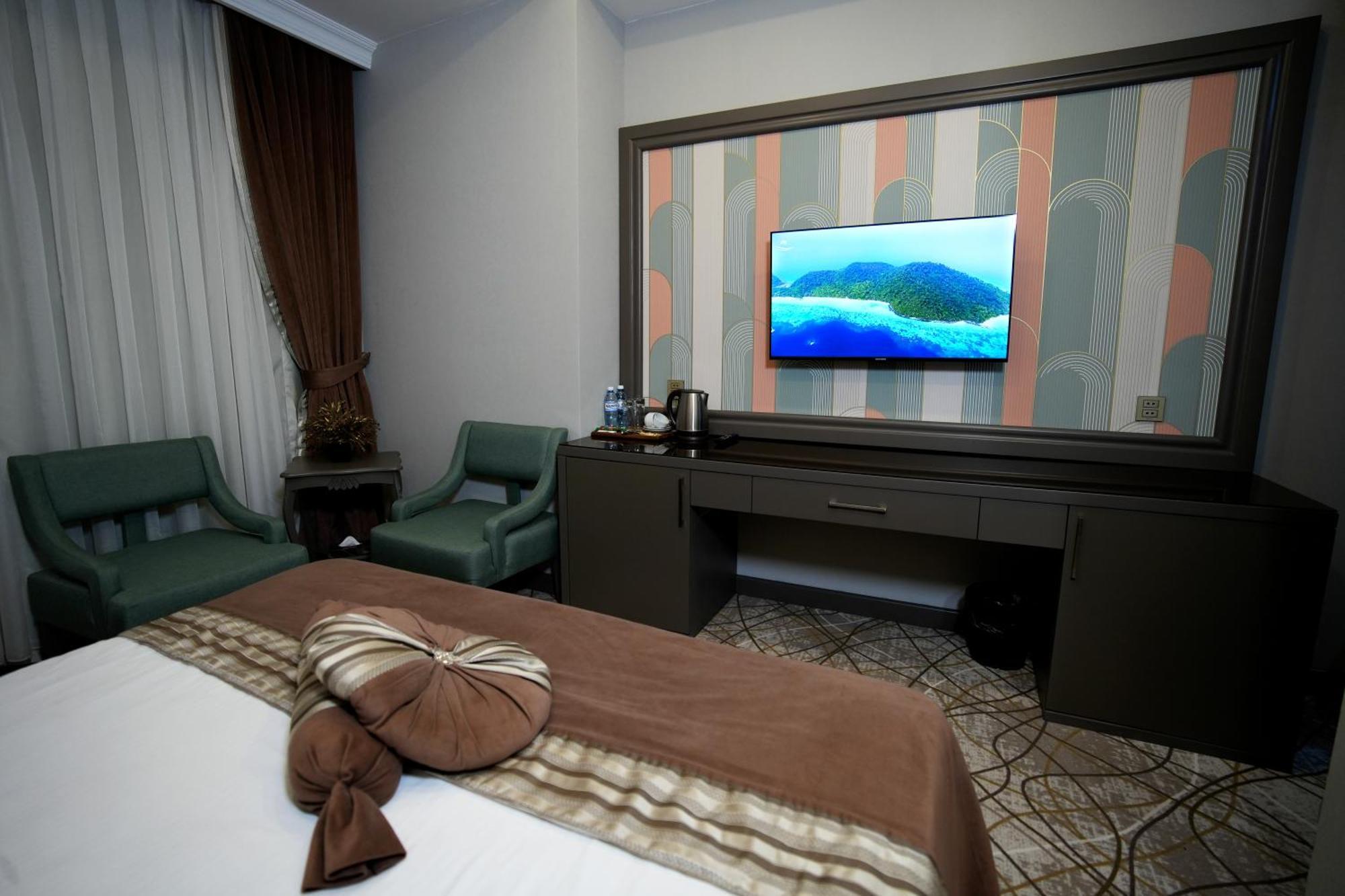 Atlas Hotel Баку Екстериор снимка